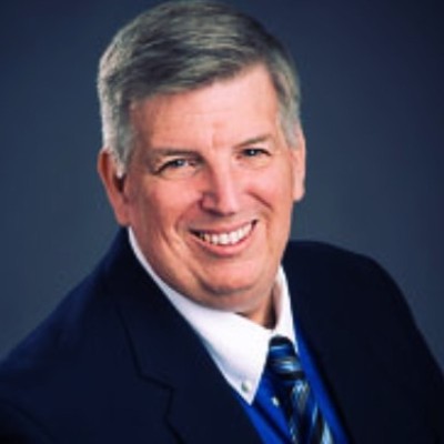 Tom Fryer Headshot Image